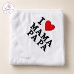 ⁦منشفة بغطاء رأس – I ♥ MAMA PAPA⁩ - الصورة ⁦4⁩